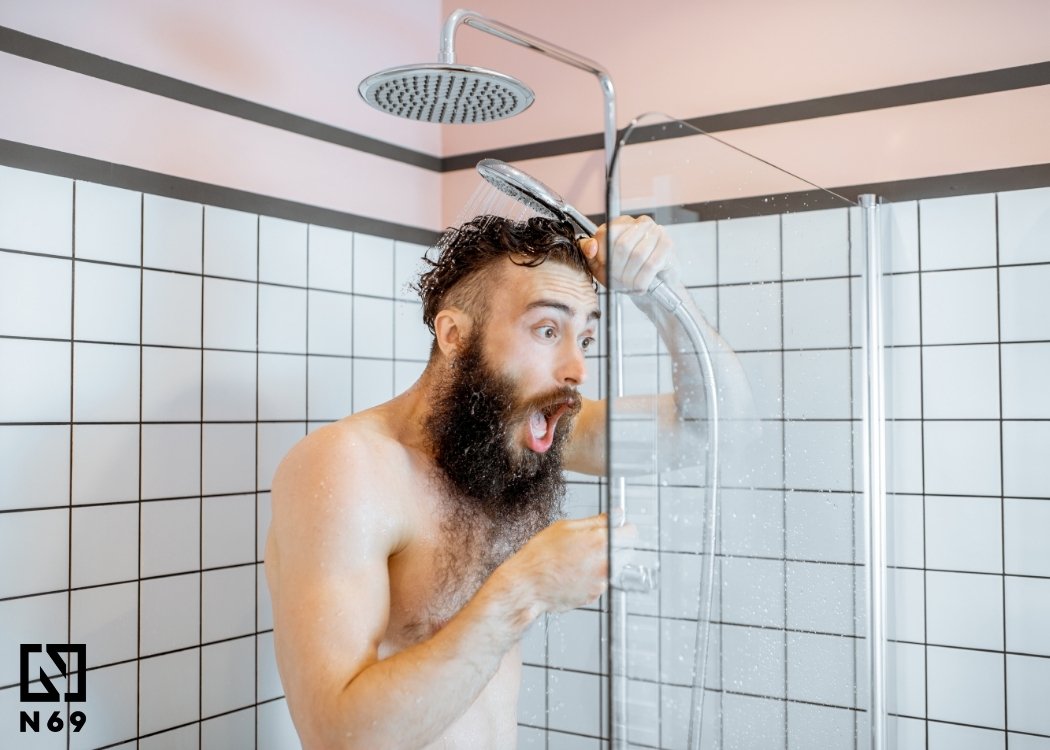 dlaczego penis kurczy się w zimnej wodzie