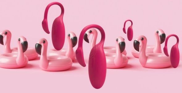 Recenzja Magic Motion Flamingo by camgirl Kitty Tease