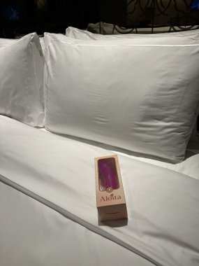 Aloita silikonowy masażer ciemny róż