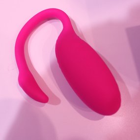 Magic Motion Flamingo wibrująca kulka z aplikacją na telefon