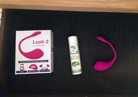 Lovense Lush 2.0 wibrująca kulka z aplikacją na telefon 