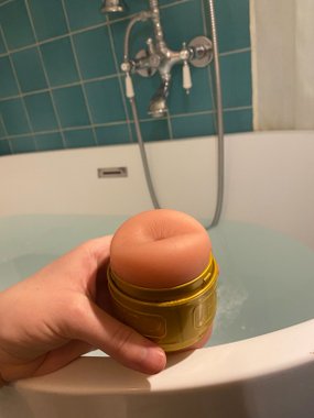 Fleshlight® Quickshot Stamina Training Unit masturbator