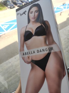 Fleshlight® Girls Abella Danger masturbator