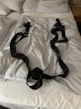 Mr. & Mrs. Bed Straps Set regulowane pasy do łóżka