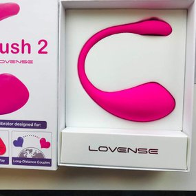 Lovense Lush 2.0 wibrująca kulka z aplikacją na telefon 