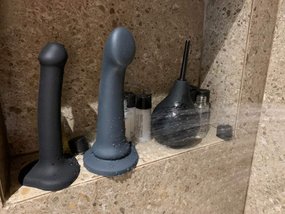Fifty Shades of Grey Feel It Baby dildo z przyssawką