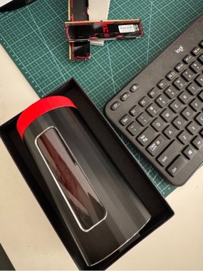 LELO F1S V3 XL interaktywny masturbator red