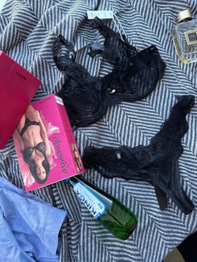 Obsessive Luvae komplet bielizny: biustonosz i stringi