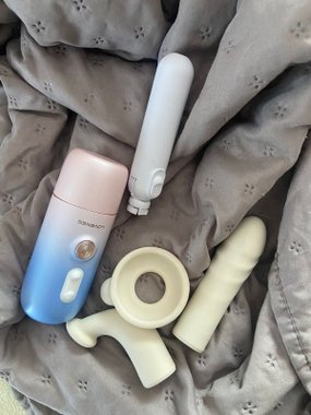 Lovense Spinel urządzenie do masażu z wymiennymi końcówkami