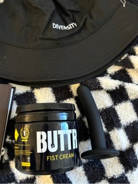 BUTTR krem do fistingu