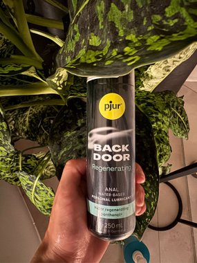 Pjur Back Door Regenerating analny lubrykant medyczny wodny