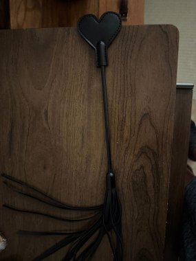 Mr. & Mrs. Packa z pejczykiem z Motywem Serca