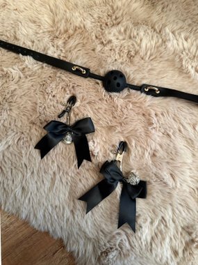 Mr. & Mrs. knebel kulkowy oddychający silikonowy czarny