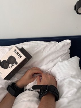 Blaze Handcuff kajdanki