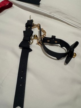 Mr. & Mrs. choker z kokardą czarny różowe złoto