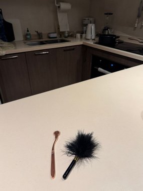 Mr. & Mrs. Piórko z metalową rączką