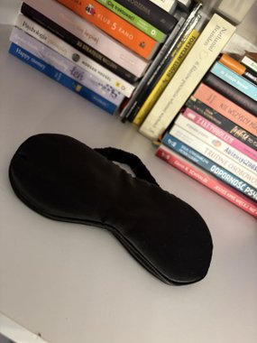 Mr. & Mrs. maska na oczy czarna z gumką