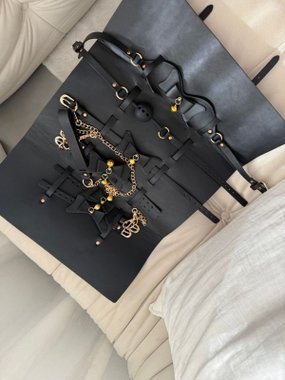 Mr. & Mrs. zestaw akcesoriów w torbie z kokardkami