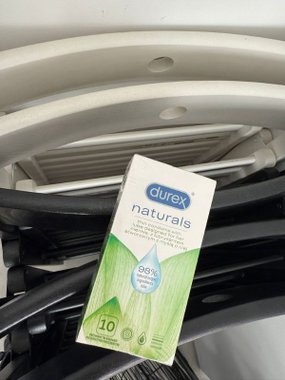 Durex Naturals prezerwatywy z myślą o niej 