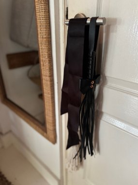 Mr. & Mrs. pejcz sceniczny z kokardką czarny