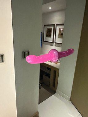 Aloita silikonowy masażer ciemny róż