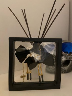 Mr. & Mrs. Ozdobne nasutniki z kokardką złote