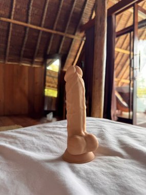 N69 realistyczne dildo 17,6 cm długości 3,5 cm