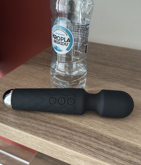 N69 Mini Wand + z nakładką masażer do ciała