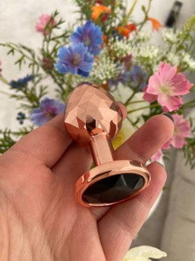 N69 aluminiowy ozdobny z kryształkiem różowe złoto M