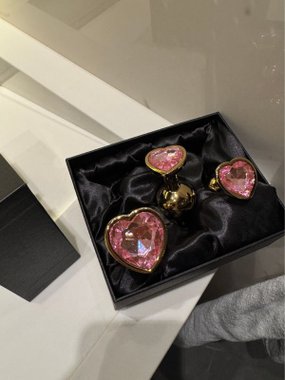 N69 zestaw serce z kryształkiem różowym