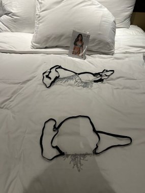 NAKAI Lureva czarny komplet z połyskującymi frędzlami