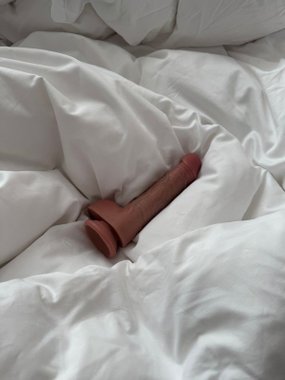 N69 Masażer John realistyczny Liquid Silicone 22 cm