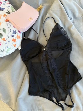 Obsessive body z otwartym krokiem 841-ted-1