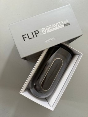 Tenga Flip Zero Gravity Electronic masturbator z wibracjami czarny