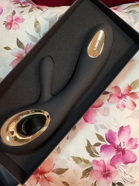 Lelo Soraya Wave wibrator króliczek z ruchomą końcówką