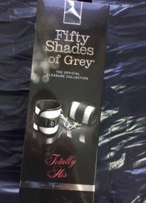 Fifty Shades Of Grey Totally His kajdanki
