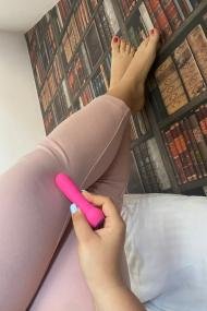 FemmeFunn ultra bullet pink bullet wibrator