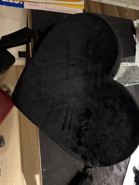 Mr. & Mrs. Poduszka pozycjonująca serce czarna