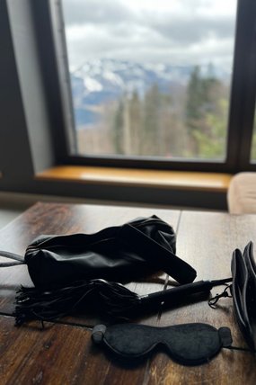 Mr.& Mrs. zestaw BDSM z etui z silikonu organicznego