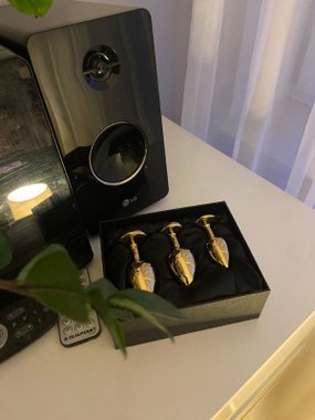 N69 zestaw aluminiowych korków ozdobnych z kryształkiem