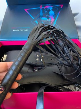 Secret Pleasure Chest Black Fantasy zestaw BDSM