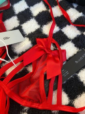 Obsessive Giftella komplet: biustonosz i stringi