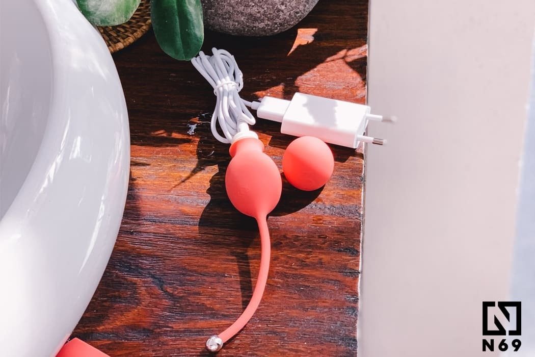 We-vibe-bloom-ladowanie